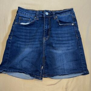 Women’s dark denim shorts